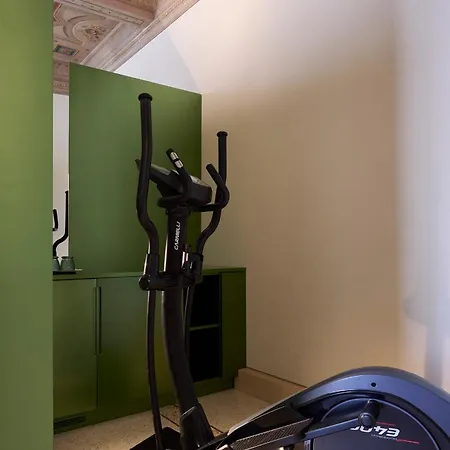 Gironda Bed & Breakfast 4*