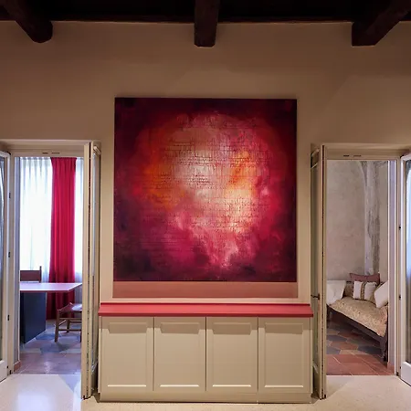 Gironda Bed & Breakfast 4*