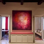 Gironda Bed & Breakfast 4*